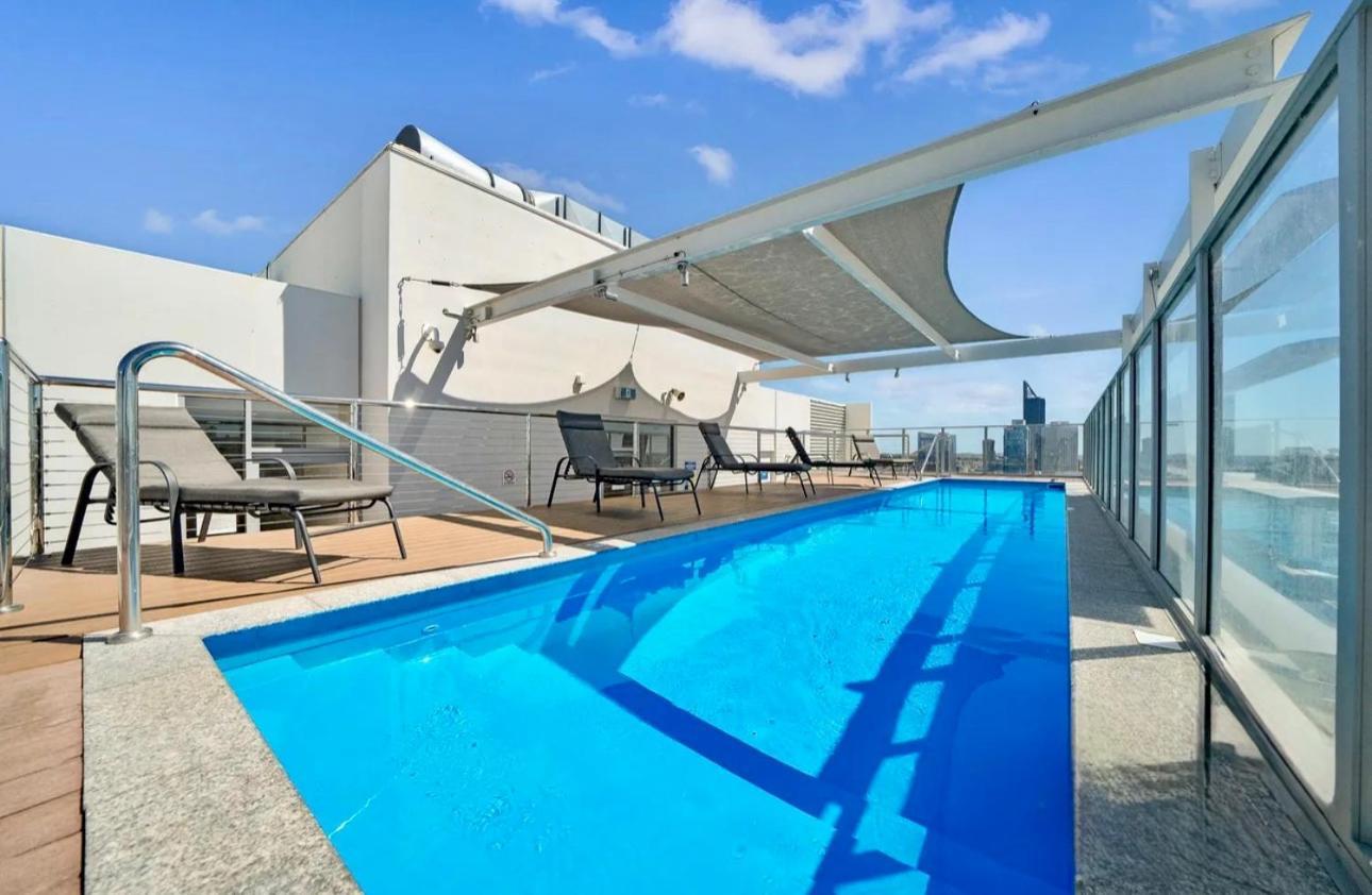 In The City Perth 1B1B Pool And Nice View Exteriör bild